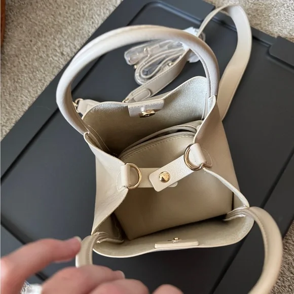 Anthropologie the hollace tote mini - Picture 5 of 5